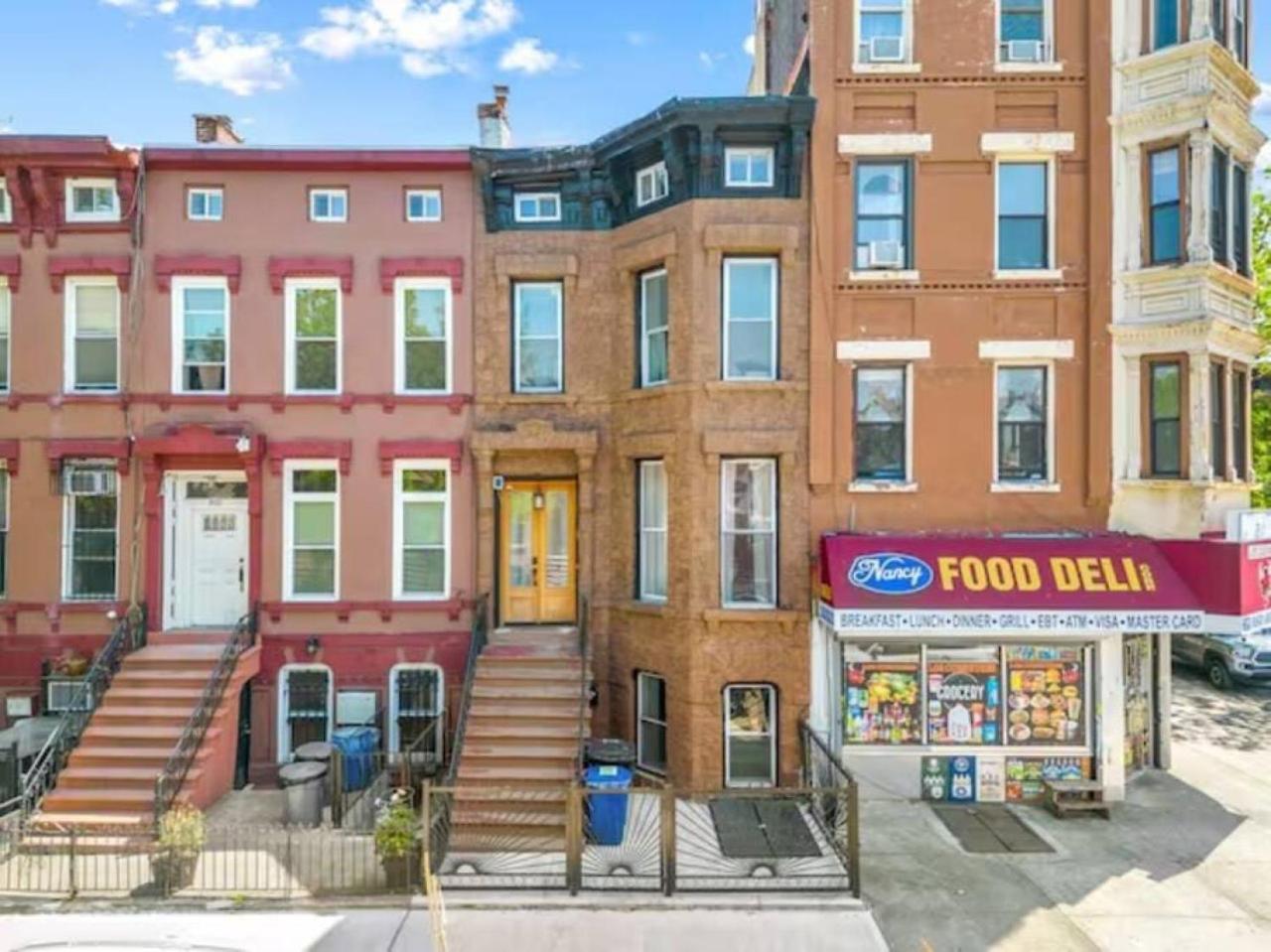 Renovated 3br With Private Backyard In Bed-stuy * Nova York